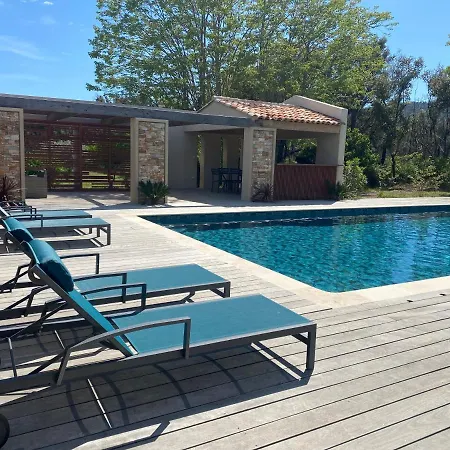 Magnifique Avec Piscine Au Coeur Des Vignes Villa Cogolin